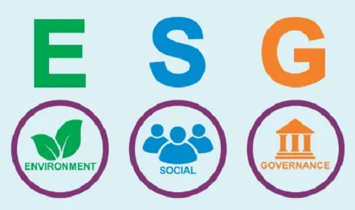 1759998480762780169U.jpg 7.jpg